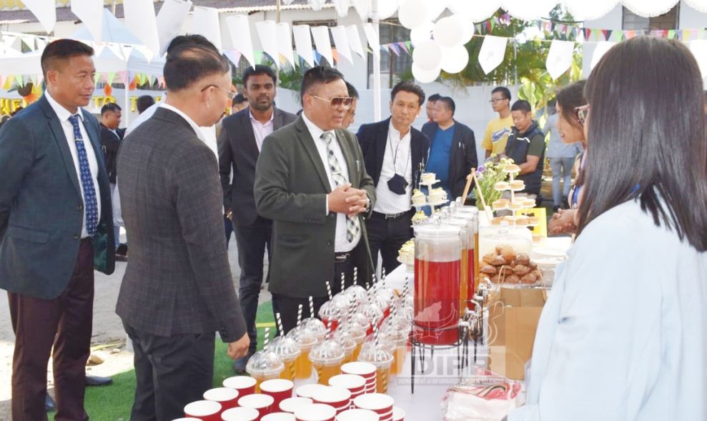 ACP and Mission Director, Nagaland Beekeeping Honey Mission, Y Kikheto Sema, IAS and other dignitaries. (DIPR Photo)